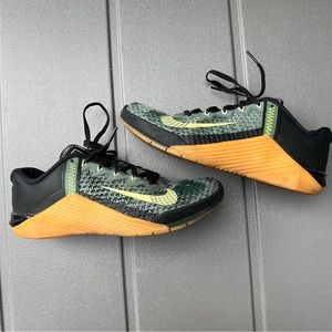 Moving sale**  Nike Metcon 6 Camo size 6